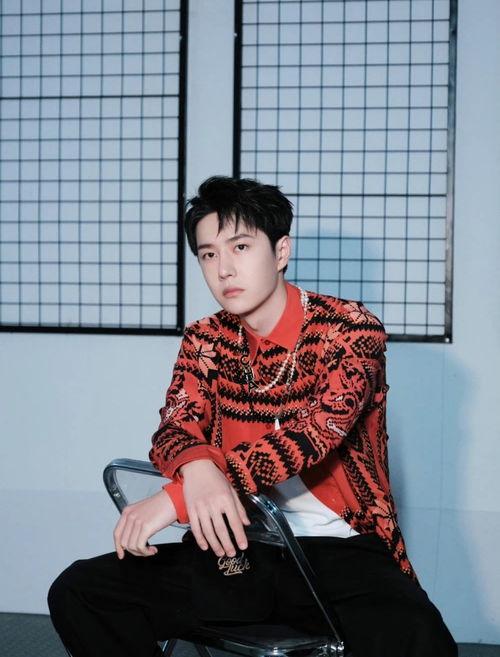 吃瓜娱乐间王一博是谁,吃瓜娱乐间的人气明星揭秘  第3张